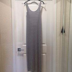 O’Neil Maxi Dress